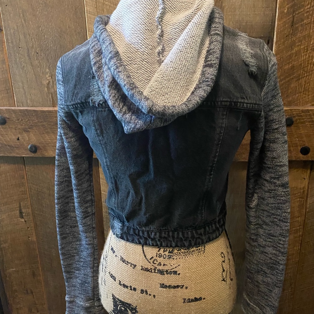 Distressed jacket.. - Picture 3 of 3